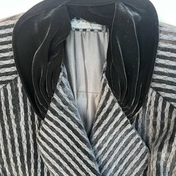 Dimitri Couture Blazer - Black velvet striped 8 vintage - Excellent condition! - Picture 9 of 15